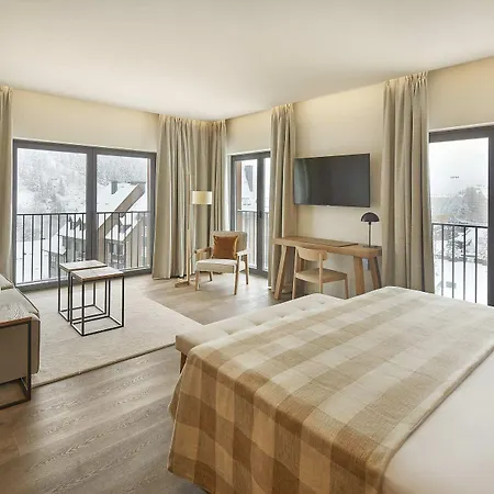 Mim Baqueira Luxury & Hotel