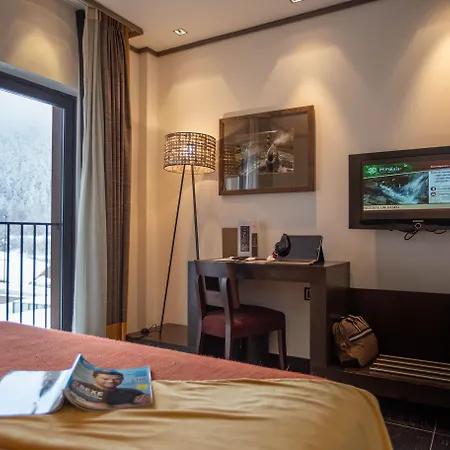 Mim Baqueira Luxury & 4*