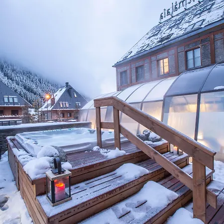 Mim Baqueira Luxury & Otel